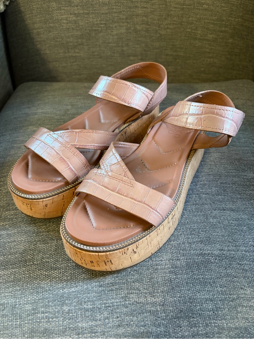 Franco Sarto Taupe Brown Croc Platform Cork Sandals Studded Ankle Strap 8.5